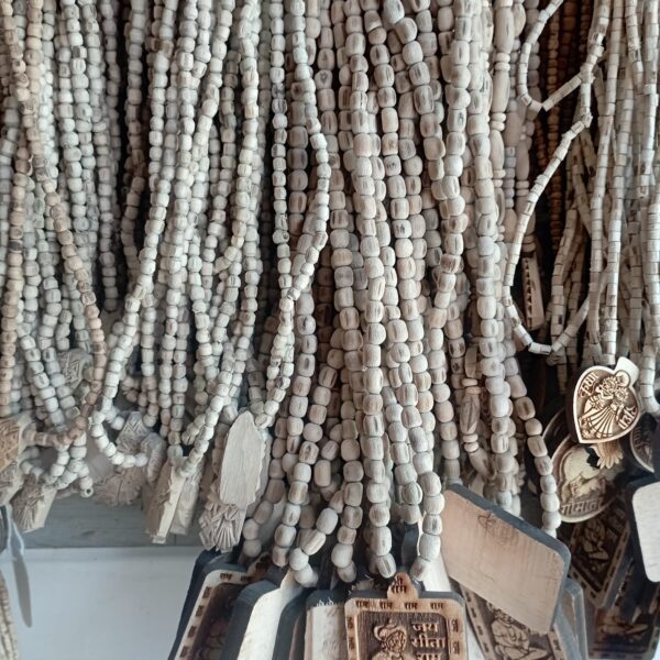 Hanumanji Locket Gol Dana Tulsi Mala – 1 Round